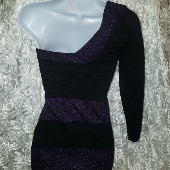 Forever 21 Off shoulder dress - Picture 2 of 4